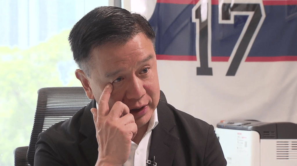 容医生代Clara向病人表达谢意：“过去两年她愿意很勇敢，接受不同的艰辛治疗，所有病人就是她背后最大的动力。Clara觉得，她就算离世后，她没有离开我们，她只是完成了她在人间为世人服务的一个使命。”