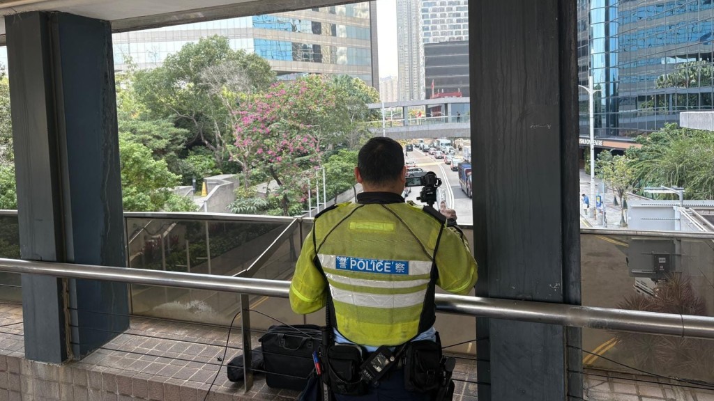 警方灣仔交通黑點打擊違例。警方圖片