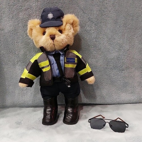 BEAR 交通警熊 HK$550.00   (图源：警﻿察礼品网上商店﻿)
