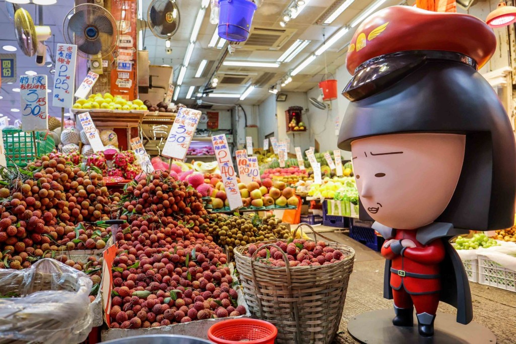 野口同學曾到香港鬧市。（新都城中心2期及3期）