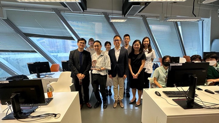 東九龍總區防止罪案辦公室與The Sandbox同Pivot合作舉辦一個元宇宙工作坊。警方提供