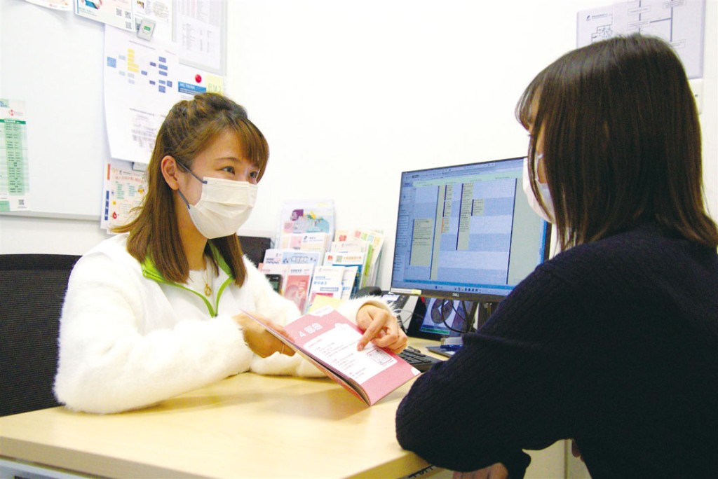 葵青地區康健中心於2025年9月起由仁濟醫院董事局正式承接營運，為區內居民提供更便捷、優質之基層醫療服務。