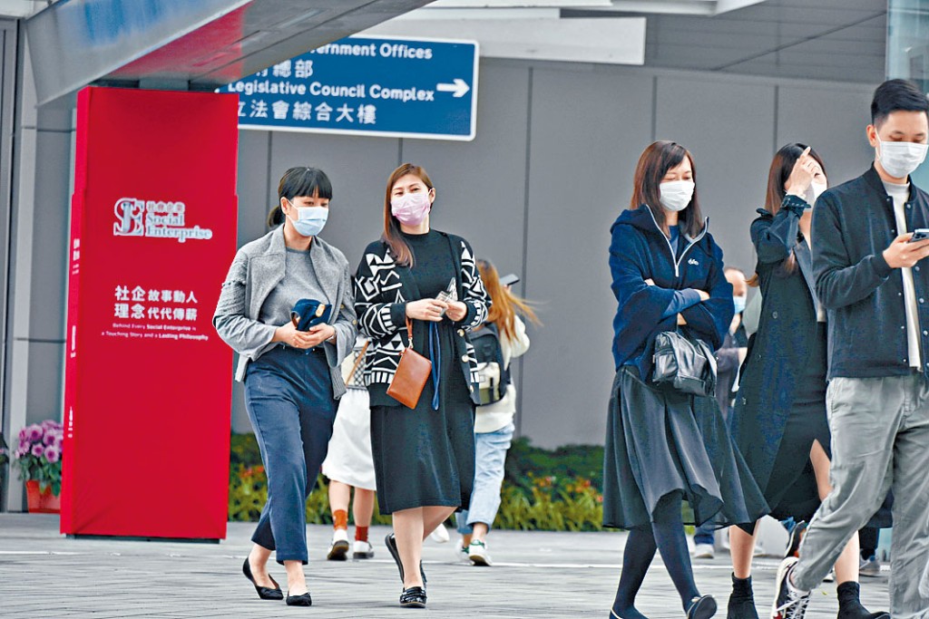 公务员染疫康复后若再验出阳性，亦可如常上班。