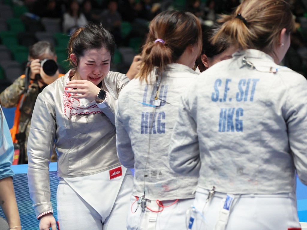 朱詠翹八強失利後,即哭成淚人。徐嘉華攝 朱詠翹八強失利後,即哭成淚人。徐嘉華攝