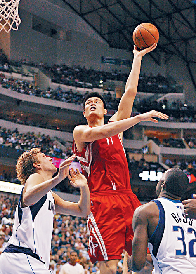 姚明是著名NBA籃球員。