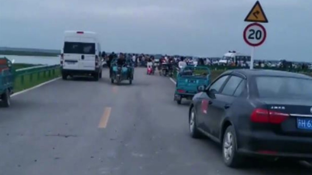 江蘇省淮安市淮陰區有3名乘船民眾落水身亡。