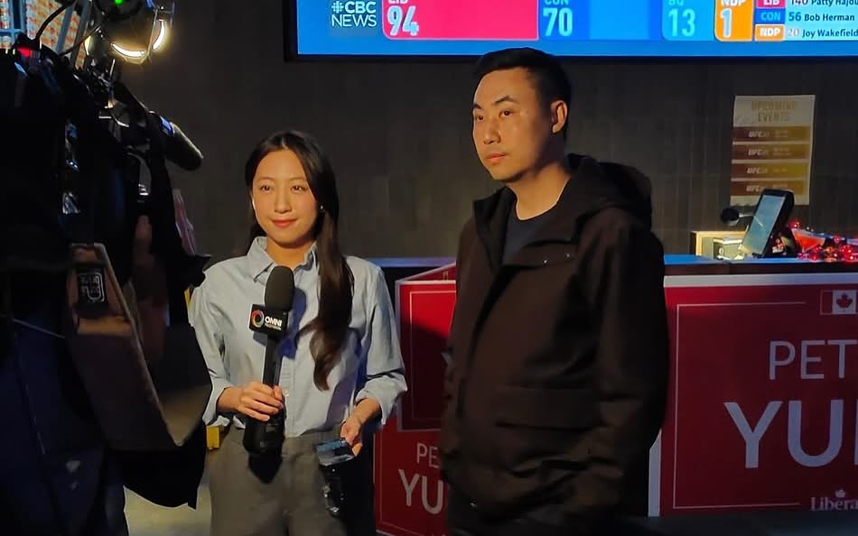 馬琛沂採訪加國大選。 馬琛沂採訪加國大選。