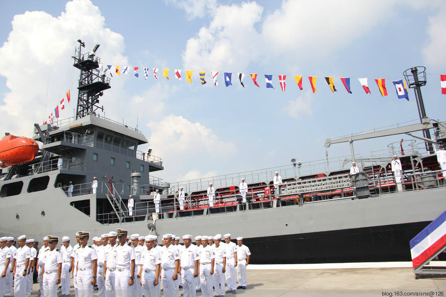 「卡里拉亞湖」號入役時受到菲海軍重視。
