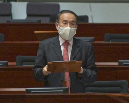 許正宇說,不能因為單一經濟事件影響滾存制度。 資料圖片