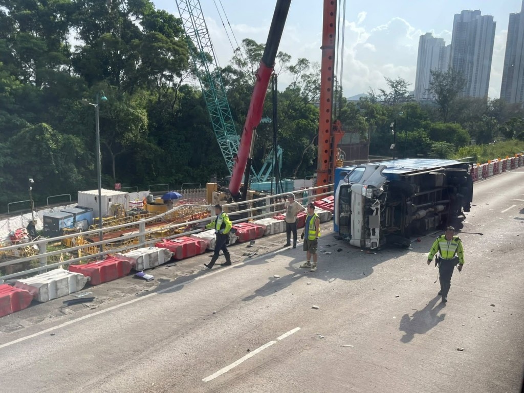 fb馬路的事 (即時交通資訊台)圖片 fb馬路的事 (即時交通資訊台)圖片