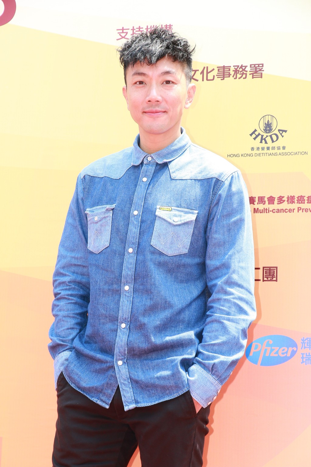 劉浩龍成立「生意兄龍工作室」，除繼續做歌手，仲會有其他發展。