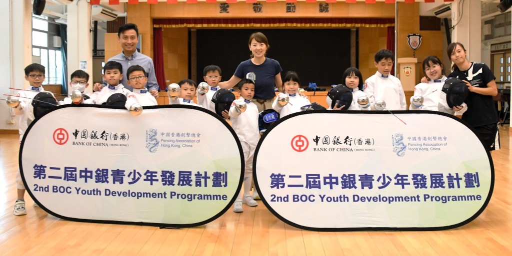 在畢錦龍校長、體育張老師及Miss盧合力技持和教導下,小學員都漸見台型。