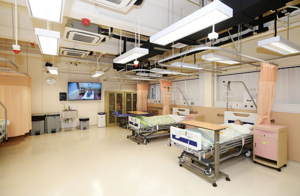 相關院校的培訓學額已由2016/17學年的約3,200個位，穩步增至2024/25學年的約5,000個。資料圖片