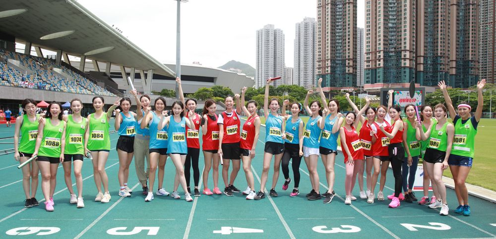 女子4X100米接力賽大合照