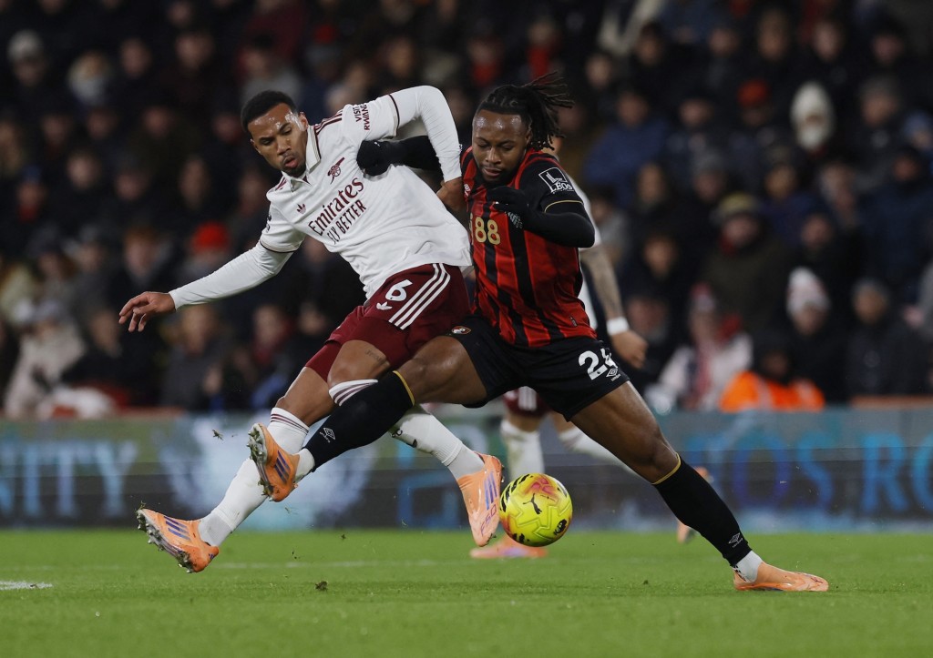 施美安势将转投曼城。路透社