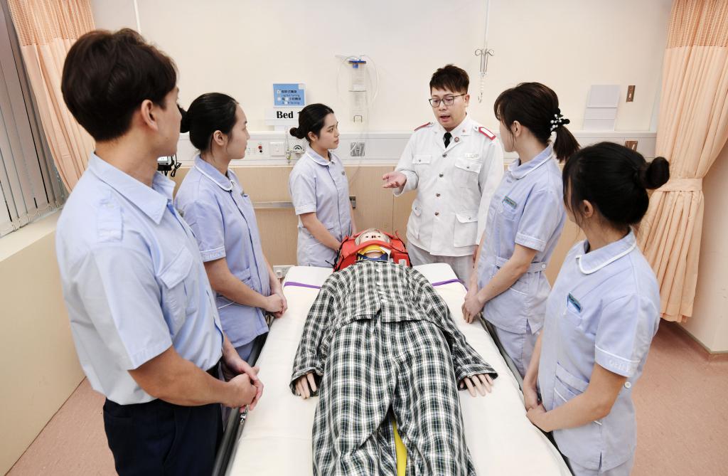 醫療專科一向被視為「鐵飯碗」,但有護理系及職業治療系畢業生求職數月仍未獲聘。資料圖片 醫療專科一向被視為「鐵飯碗」,但有護理系及職業治療系畢業生求職數月仍未獲聘。資料圖片