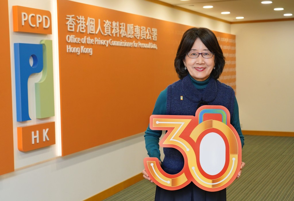 鍾麗玲表示,私隱公署近年由執法者的角色,逐漸演變為一個促進者和教育者的角色。葉偉豪攝 鍾麗玲表示,私隱公署近年由執法者的角色,逐漸演變為一個促進者和教育者的角色。葉偉豪攝