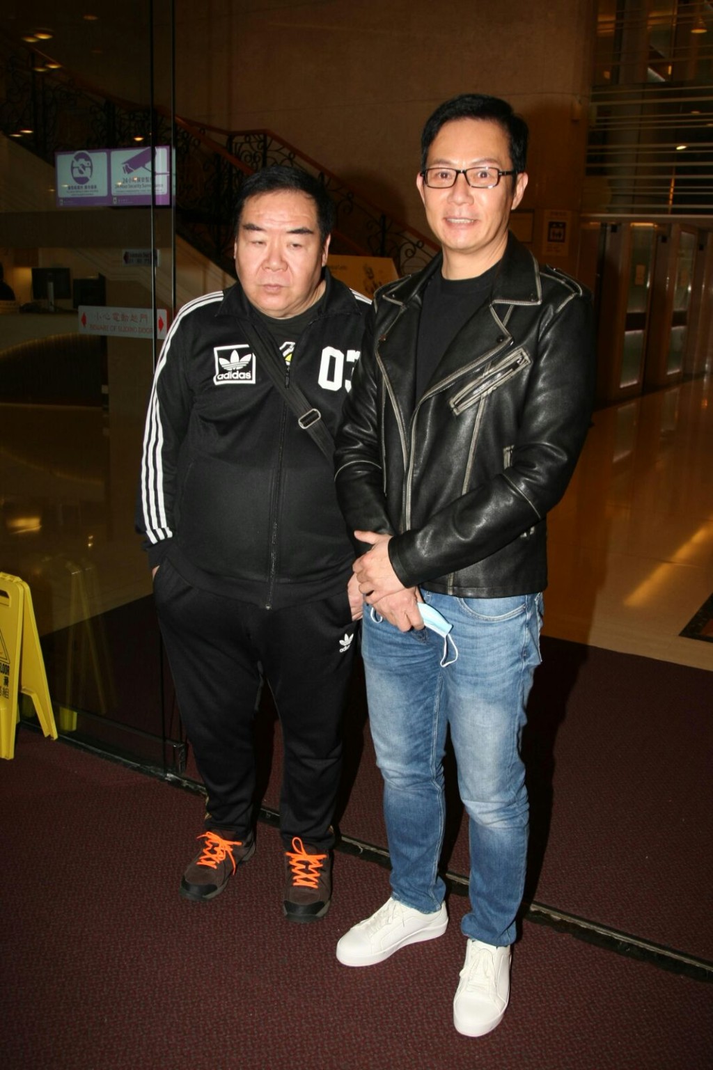 鄭則士代華仔傳話。