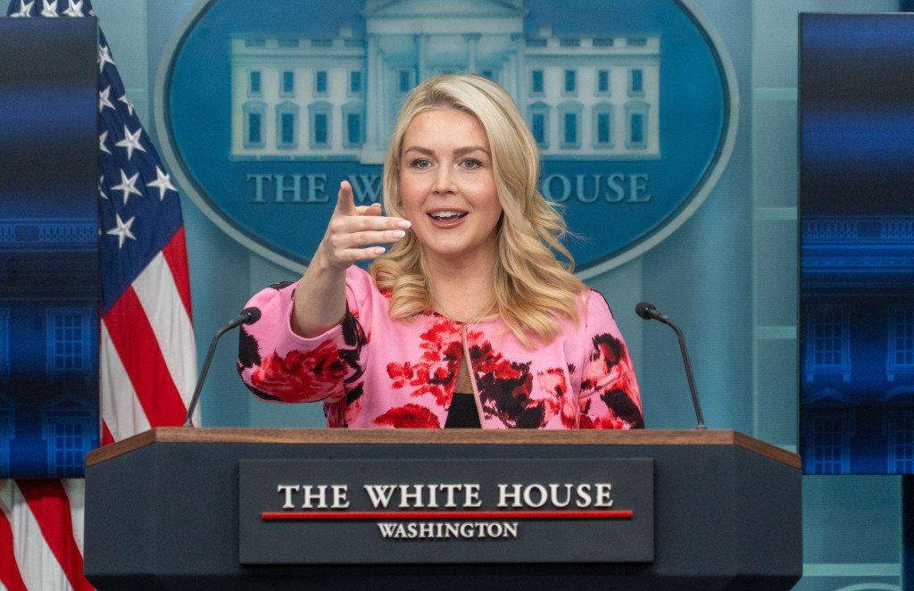 白宮新聞秘書萊維特指特朗普正考慮敦促阿拉伯領袖支援攻伊軍費。新華社