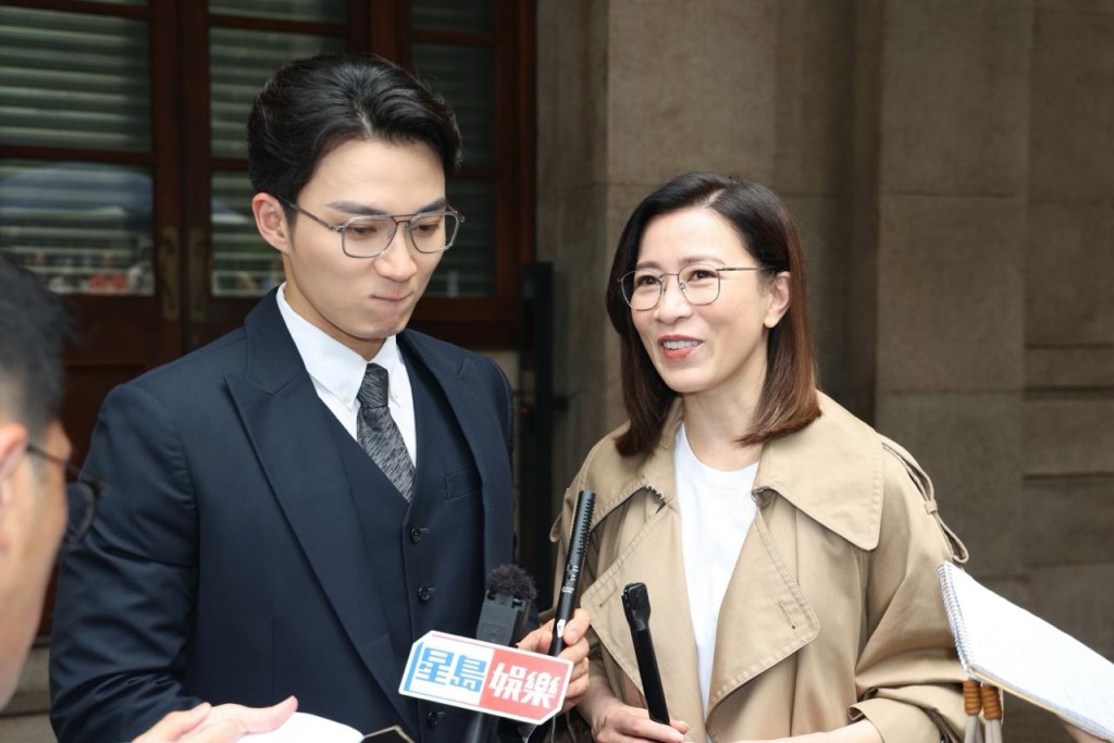 对于首次合作的周嘉洛，阿佘对他有赞无弹。