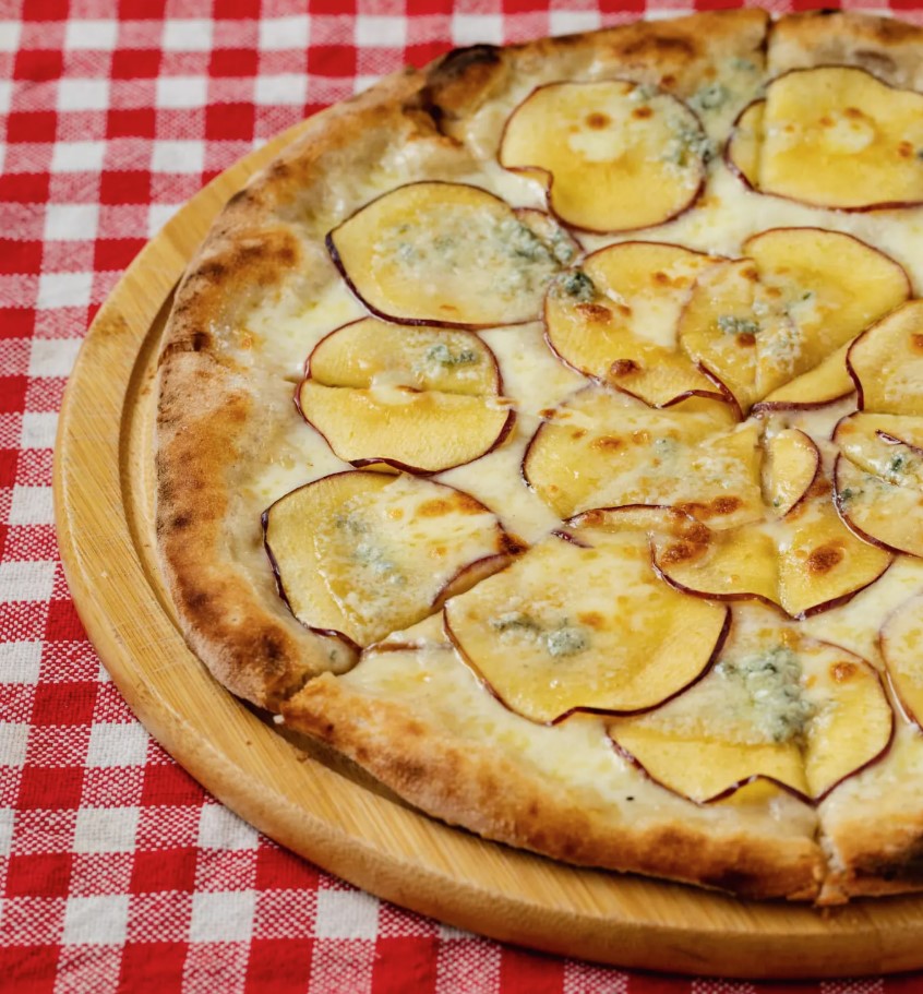 Jacomax一向售賣具特色pizza,包括藍芝士蘋果Pizza。JACOMAX 網站圖片 Jacomax一向售賣具特色pizza,包括藍芝士蘋果Pizza。JACOMAX 網站圖片