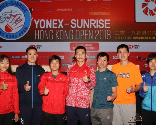 伍家朗(中)期望再與林丹交鋒。王嘉豪攝