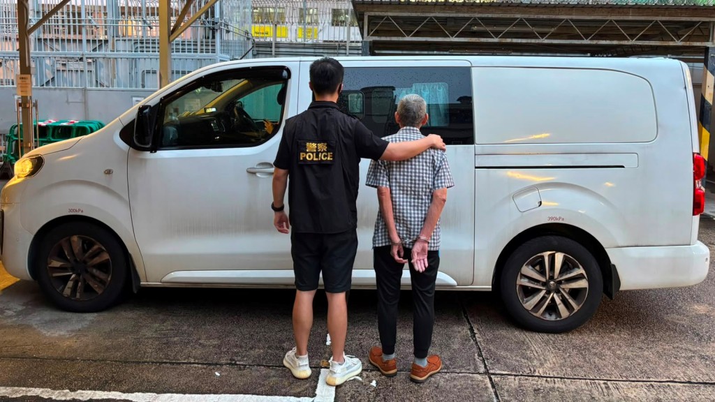 警搜旺角通菜街四仔舖 拘76岁翁