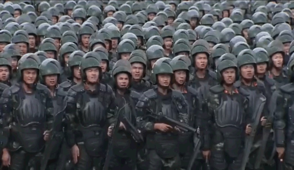 深圳再舉行大練兵。網上圖片