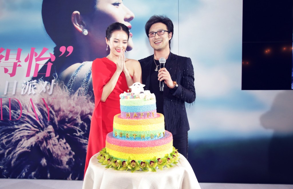 汪峰2015年与国际影后章子怡再婚，婚后诞下一子一女，当时两人的恋情轰动中港台。