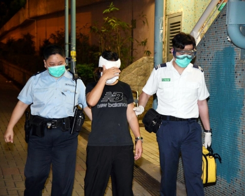 事件中至少7人受傷，10人被捕。
