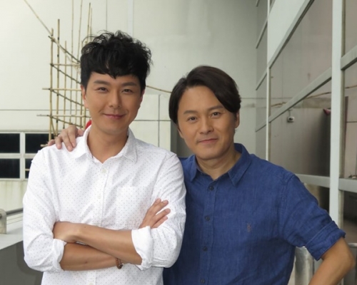 蕭正楠及曹永廉一起就會互窒。