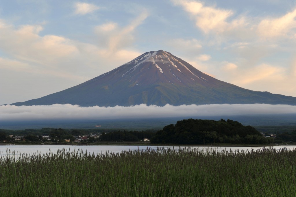 日本富士山河口湖。（法新社）