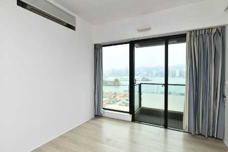 圖中房間外連工作平台,住戶可靜享開闊海景。
