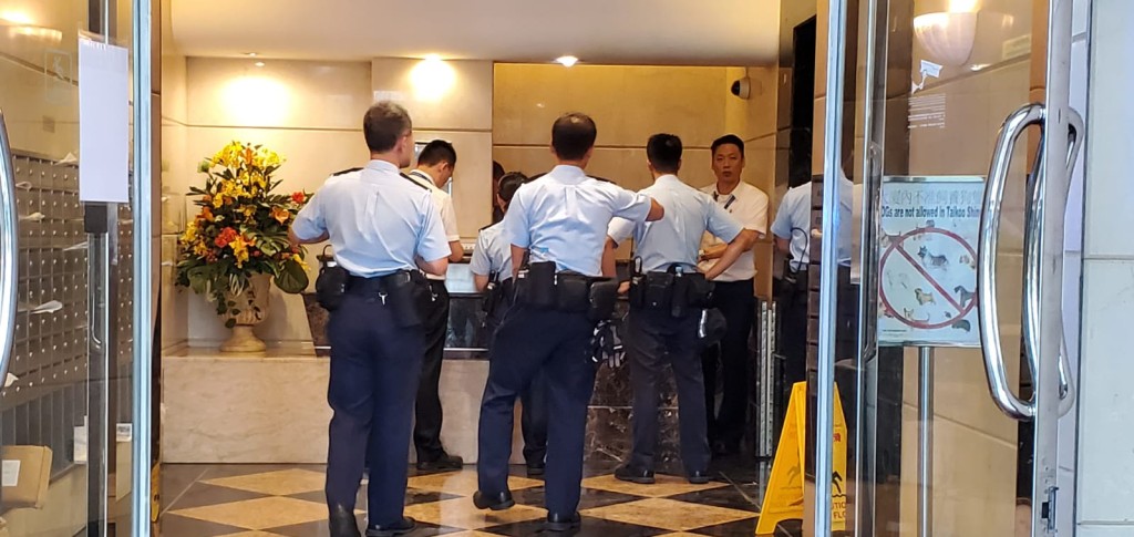 警員在場調查。 楊偉亨攝