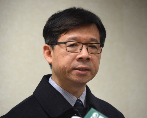 梁挺雄於去年11月正式退休離開衛生署,其後加入中大中醫學院。