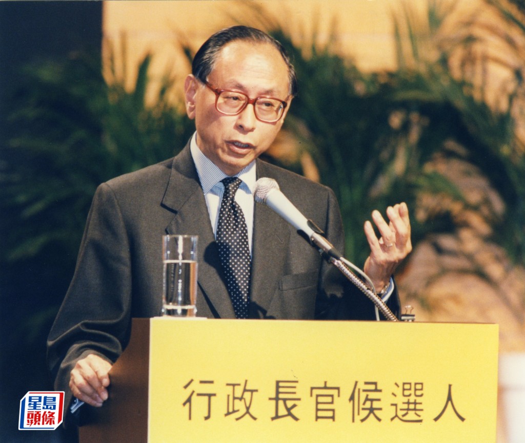 楊鐵樑1996年辭任大法官參加首屆特首選舉。資料圖片