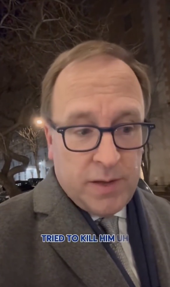 ABC News华盛顿首席记者卡尔引述特朗普证实伊朗曾两次想暗杀他。 X/ Jonathan Karl ABC News华盛顿首席记者卡尔引述特朗普证实伊朗曾两次想暗杀他。 X/ Jonathan Karl