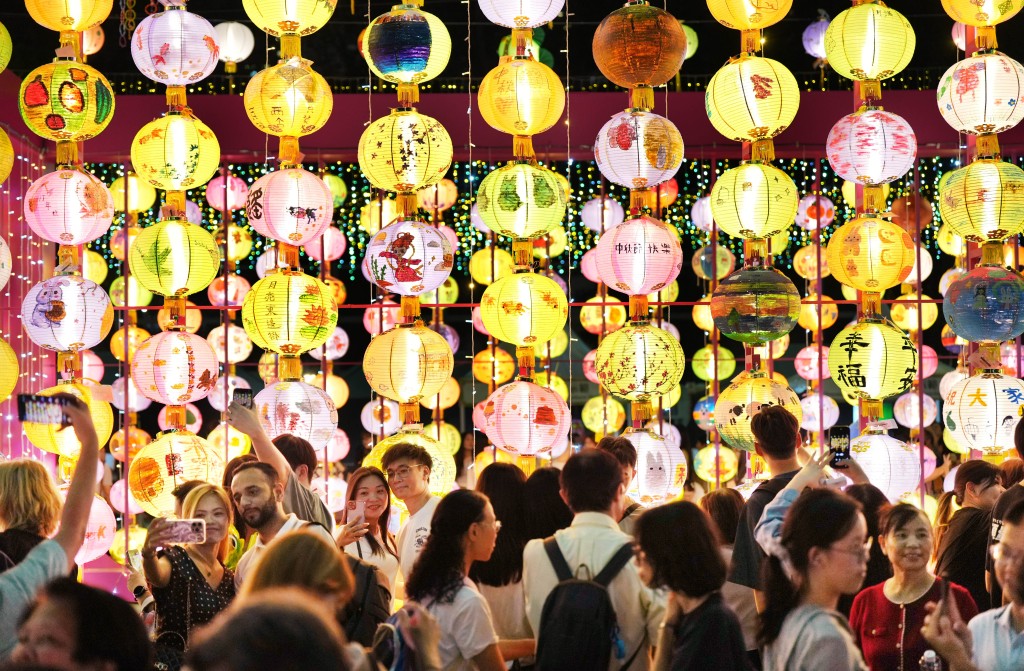 維園國際中秋綵燈匯。資料圖片 維園國際中秋綵燈匯。資料圖片