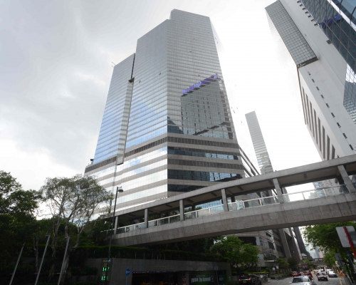中建許氏家族成員2550萬購會景閣。