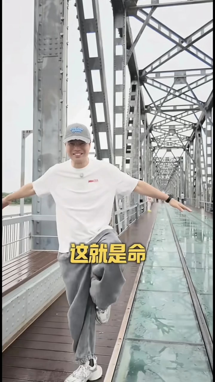 王迅是《極限挑戰》的鐵腳班底。