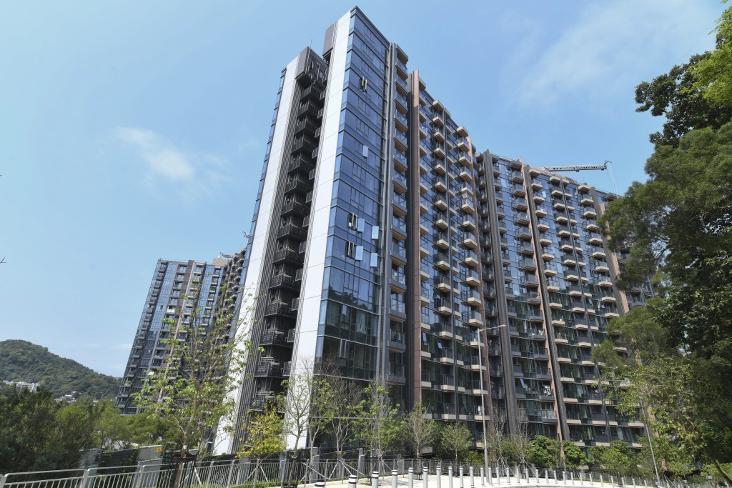大埔天鑽16座低層G室以478萬拍出,呎價約10460元。 大埔天鑽16座低層G室以478萬拍出,呎價約10460元。