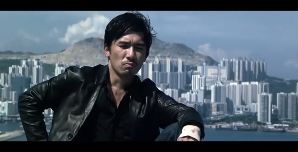梁朝偉憑《無間道》在第22屆香港電影金像獎奪最佳男主角。