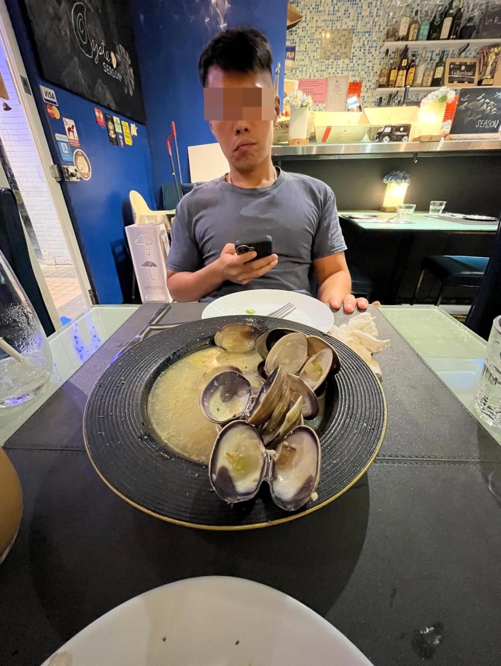 女事主公開「呃飯食」男子的樣貎。Threads圖片 女事主公開「呃飯食」男子的樣貎。Threads圖片