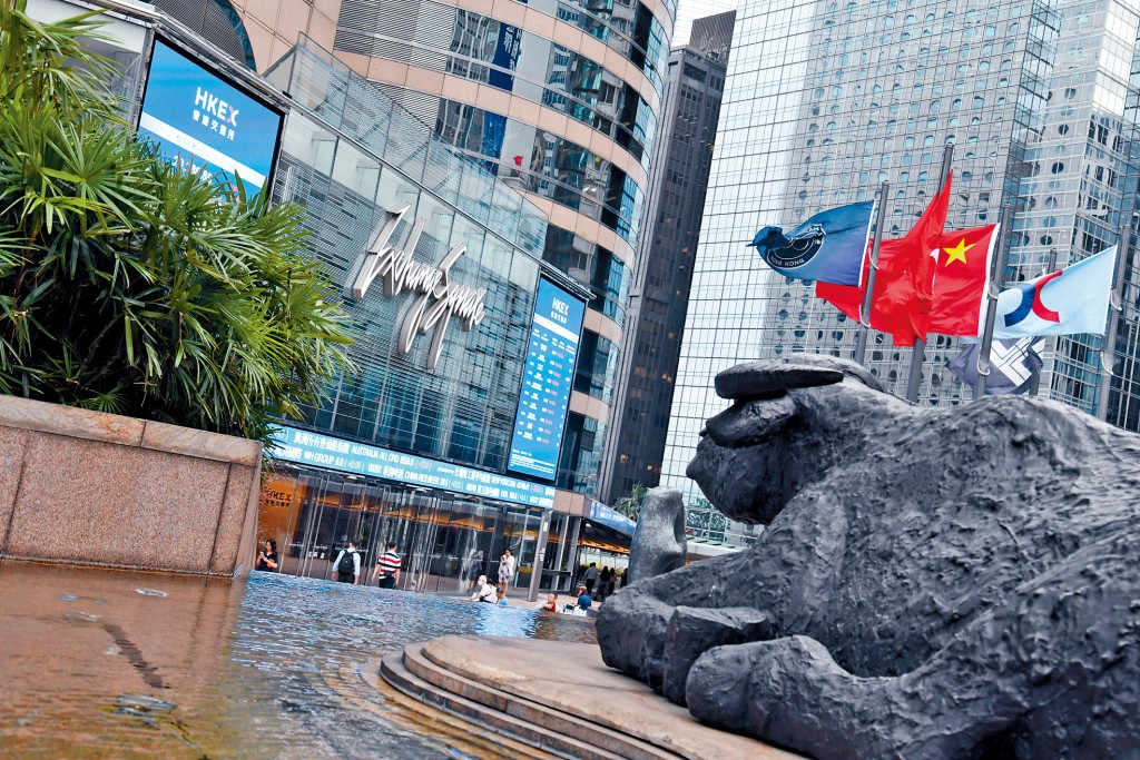 關稅戰開打滿一個月,港股在經歷單日破紀錄暴瀉逾3000點後,其實已悄悄修補裂口。