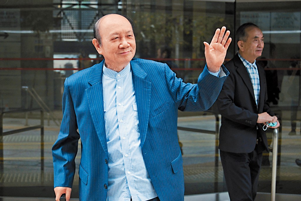 77歲詹培忠被控串謀欺詐罪。