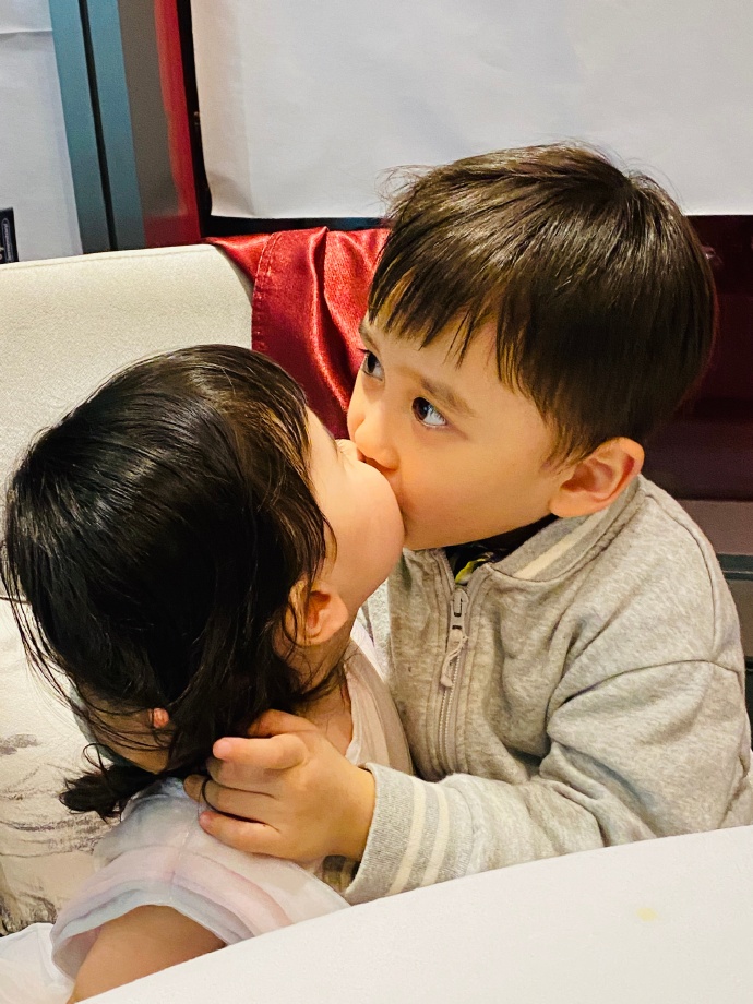 李泳漢嘅一對仔女,分別係4歲大仔李浩榮(Alfie)及2歲細女Charlotte。