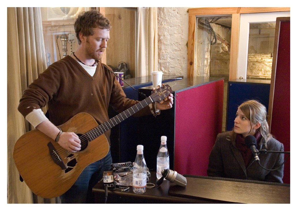 據當地警方指出，這宗致命車禍發生於凌晨4時30分，Glen Hansard 在意外後雖即場接受治療，但最終仍返魂乏術。