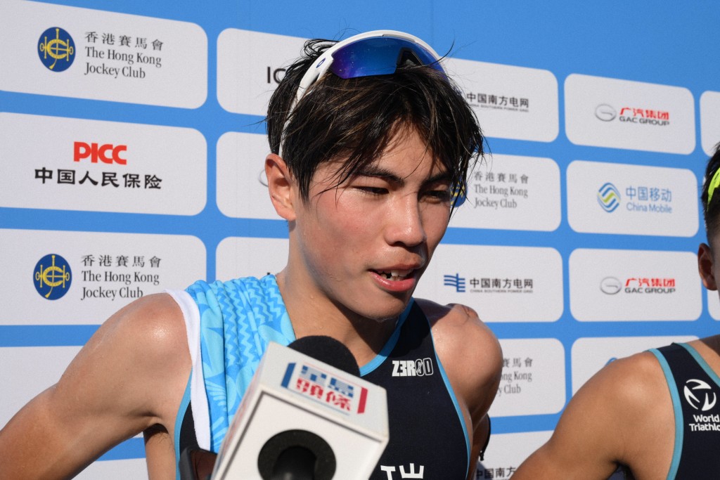 山東隊張璽瑞表示,這面金牌贏得不易,滿意隊伍表現。 山東隊張璽瑞表示,這面金牌贏得不易,滿意隊伍表現。