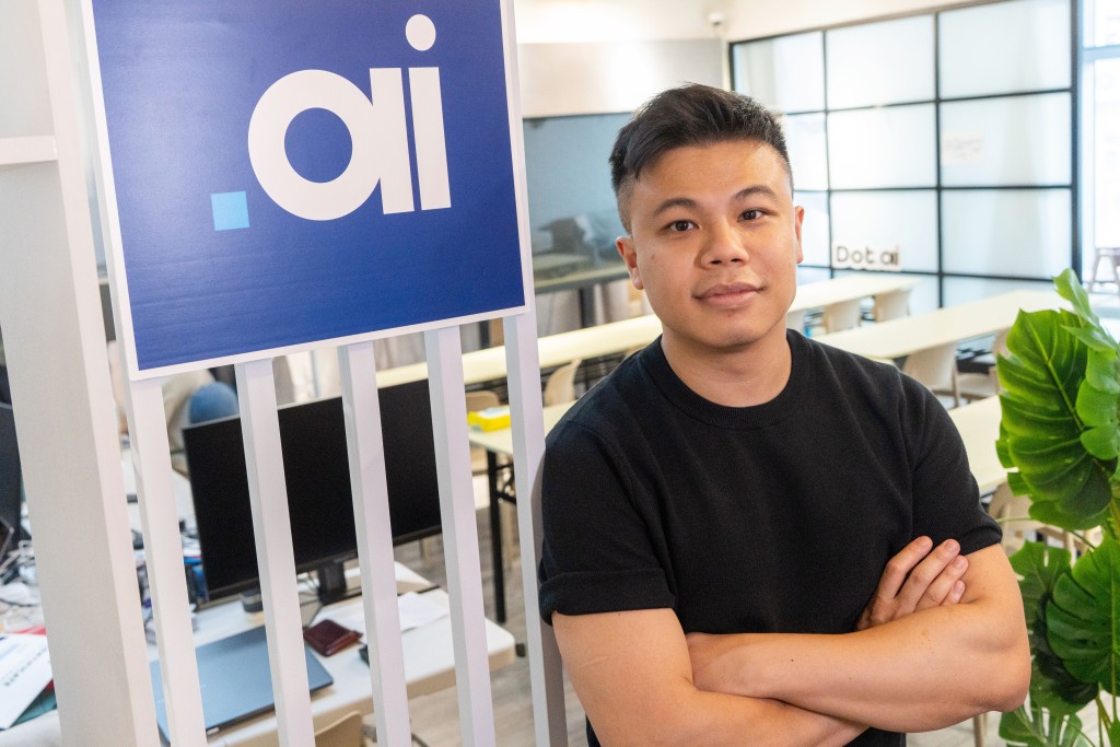 楊廣澤表示，人才成本、IT從業者欠缺拼搏精神及有限的市場規模，正成為本地科創生態發展的巨大挑戰。