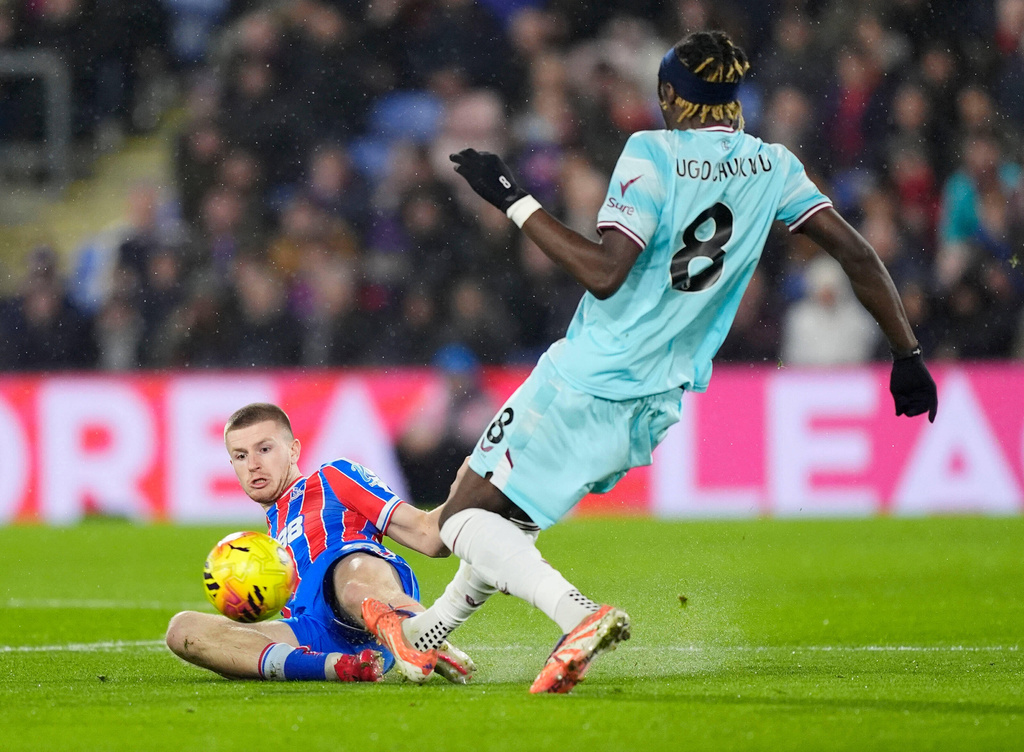 般尼作客3：2反勝水晶宮。美聯社